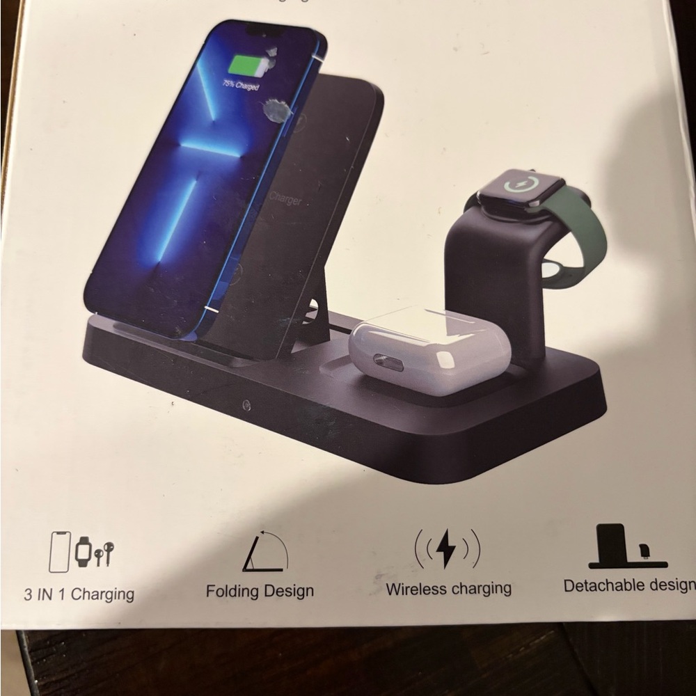 3-in-1 Wireless Charging Station - Black